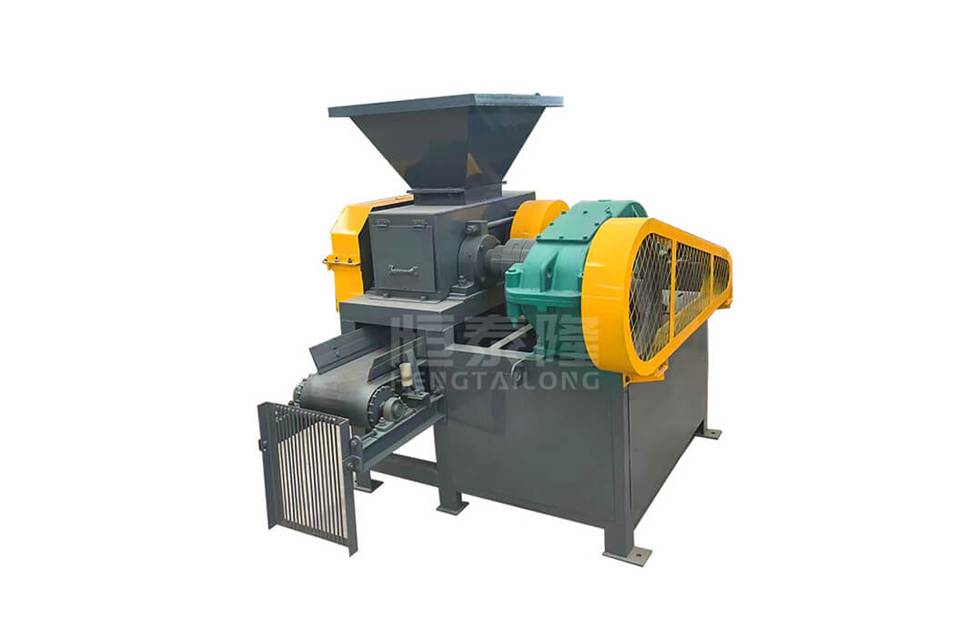 Carbon black briquette machine